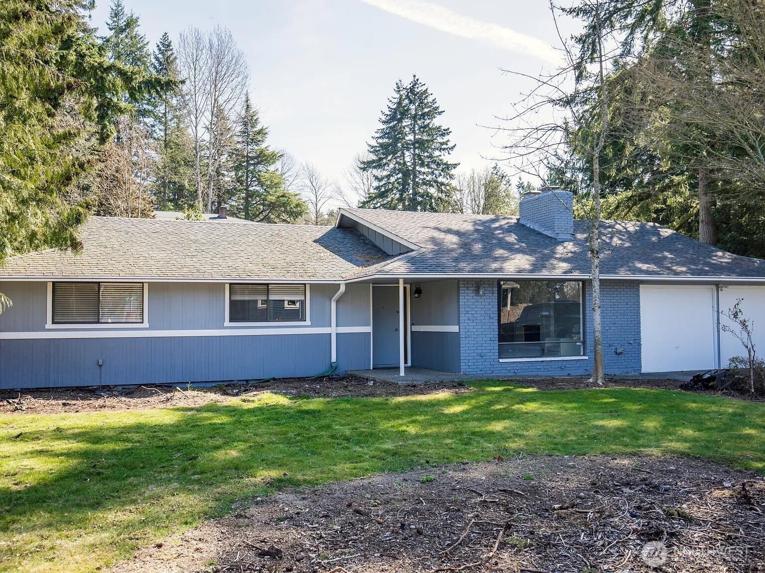 8036 & 8038 116th Avenue SE
