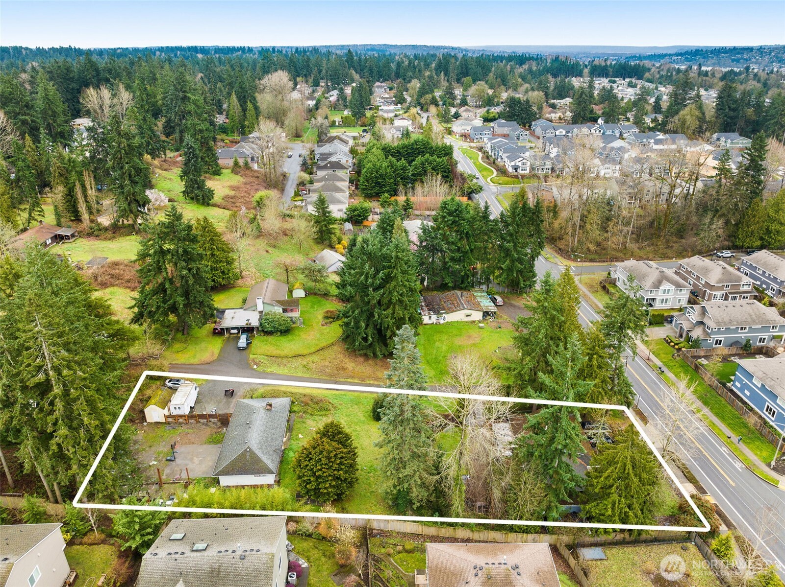 8036 & 8038 116th Avenue SE