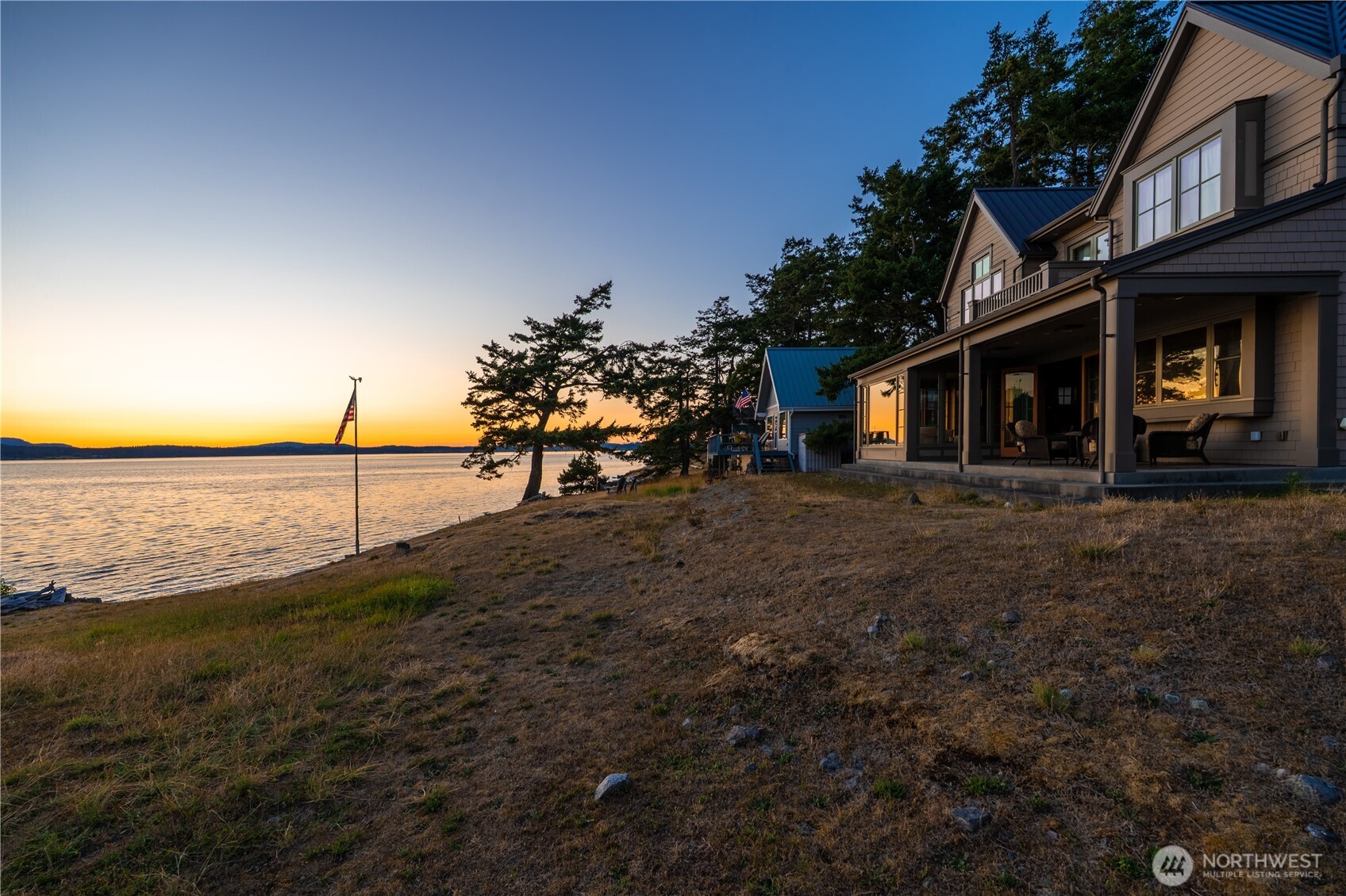 745 Cape Drive