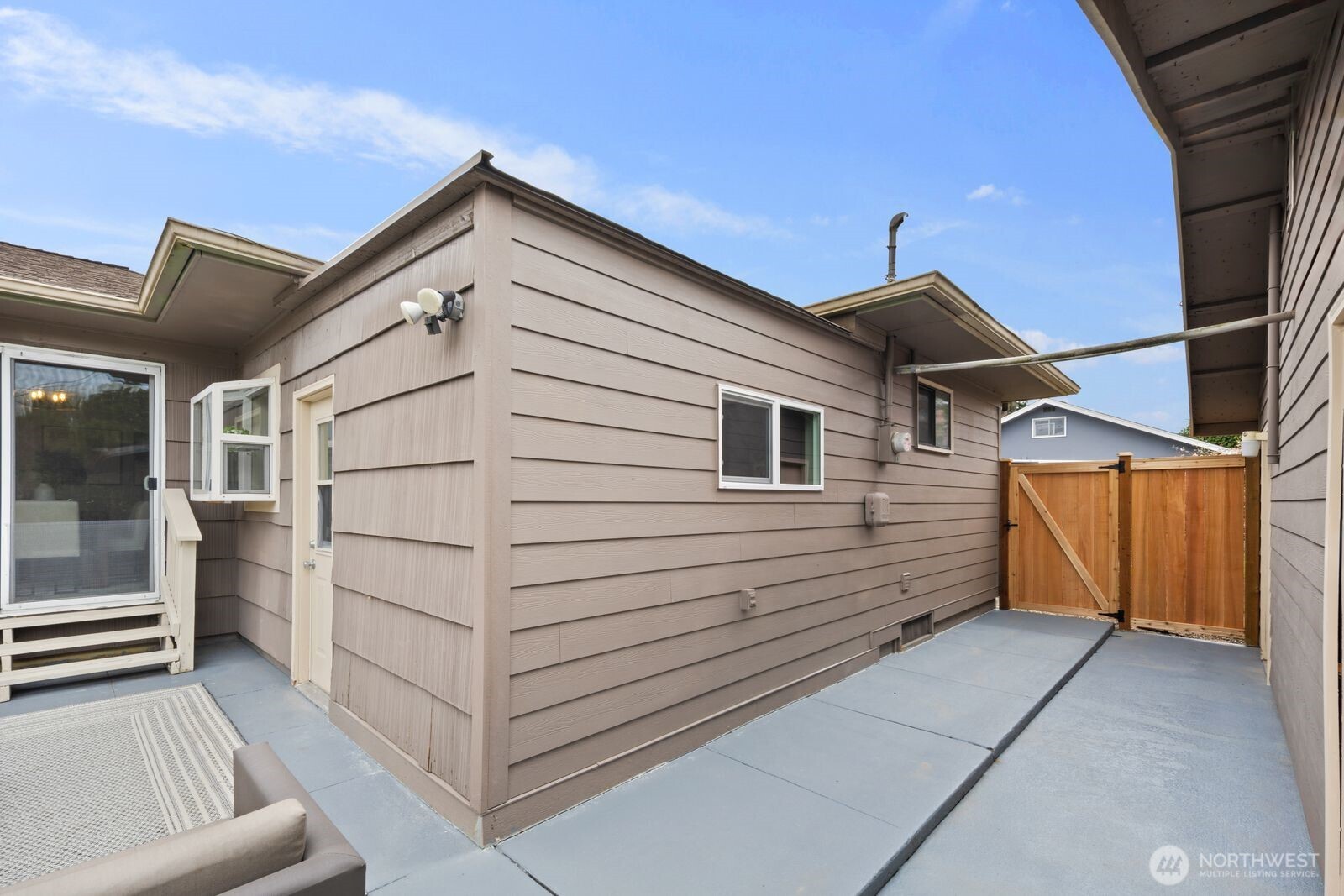 720 Wood Avenue