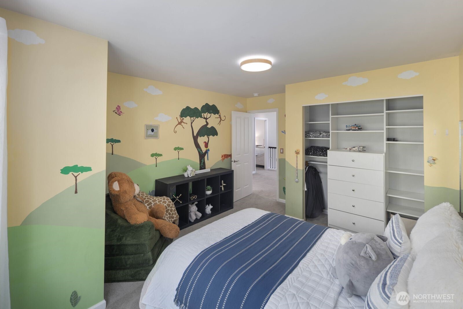 35010 Rhododendron Drive SE