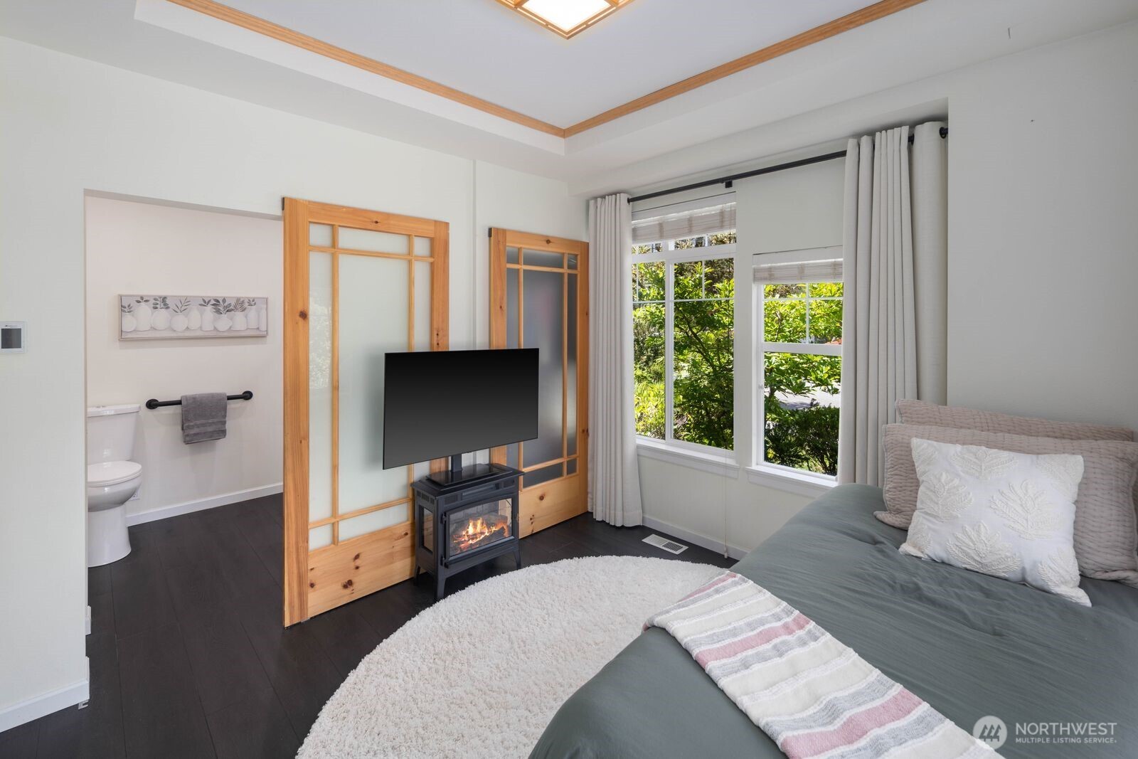 35010 Rhododendron Drive SE