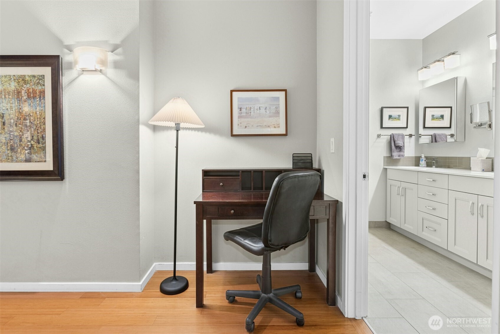 1950 Alaskan Way Unit: 128