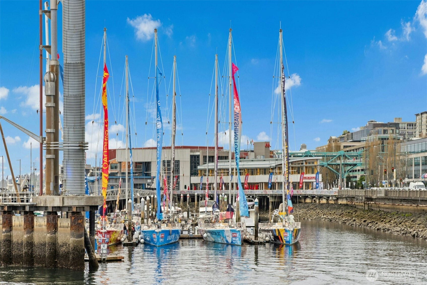 1950 Alaskan Way Unit: 128