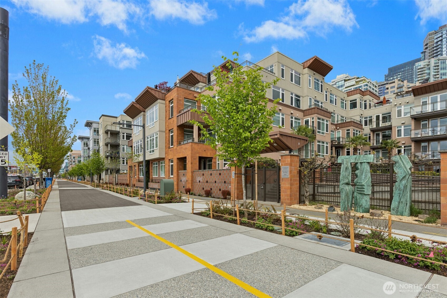1950 Alaskan Way Unit: 128