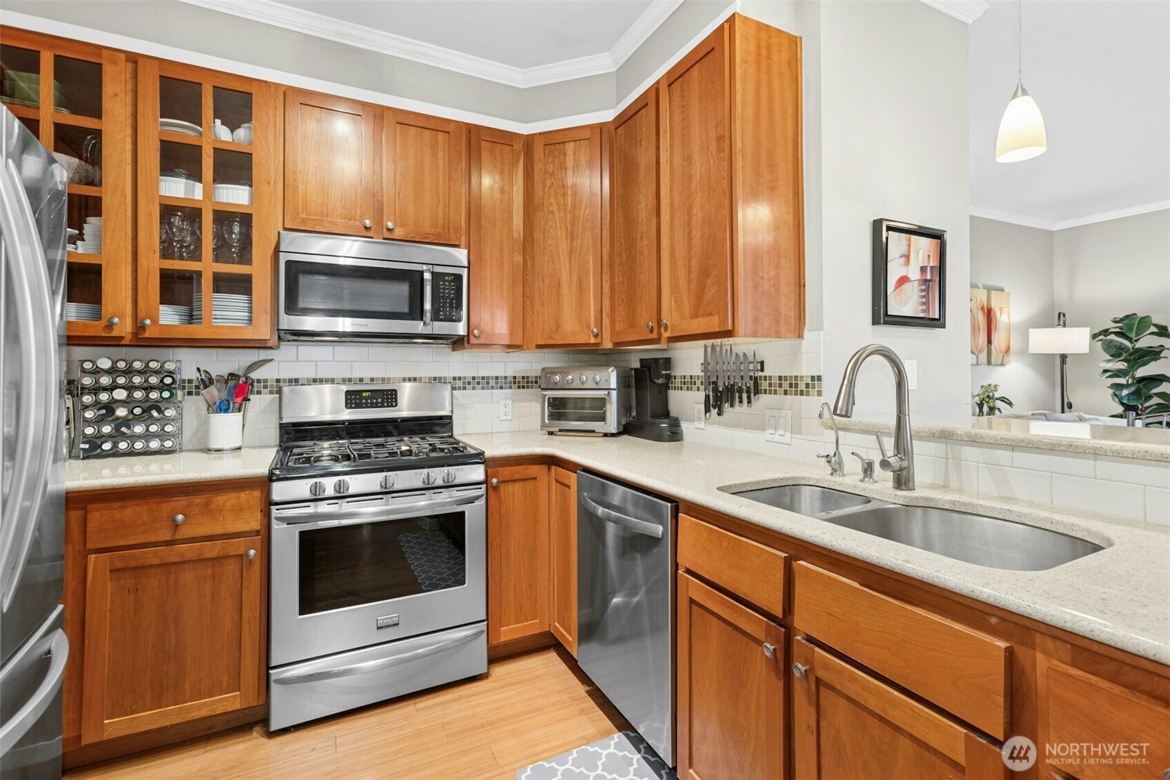 1950 Alaskan Way Unit: 128