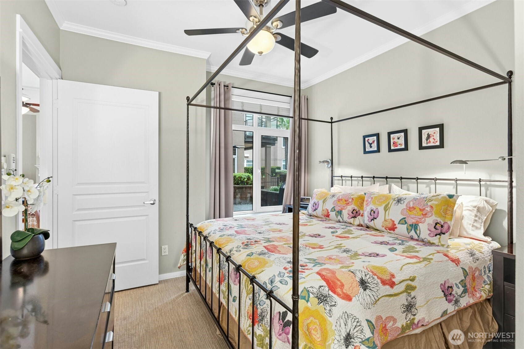 1950 Alaskan Way Unit: 128
