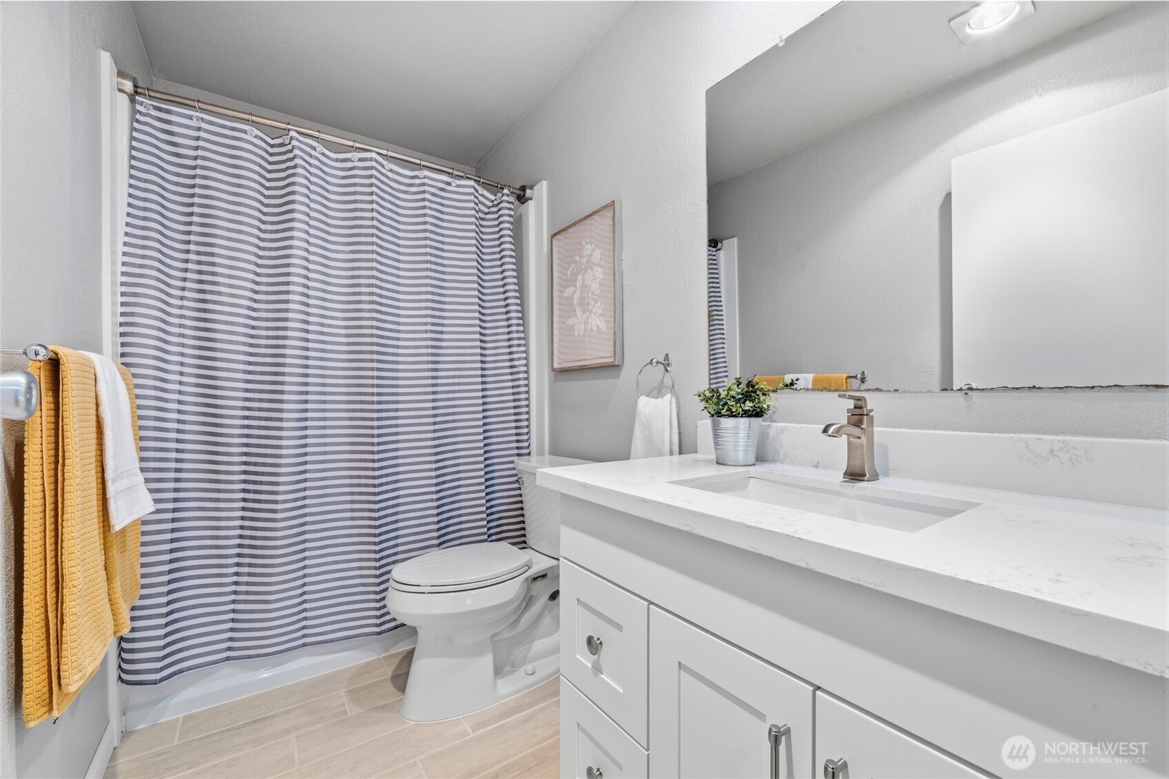 11300 1st Avenue NE Unit: 322