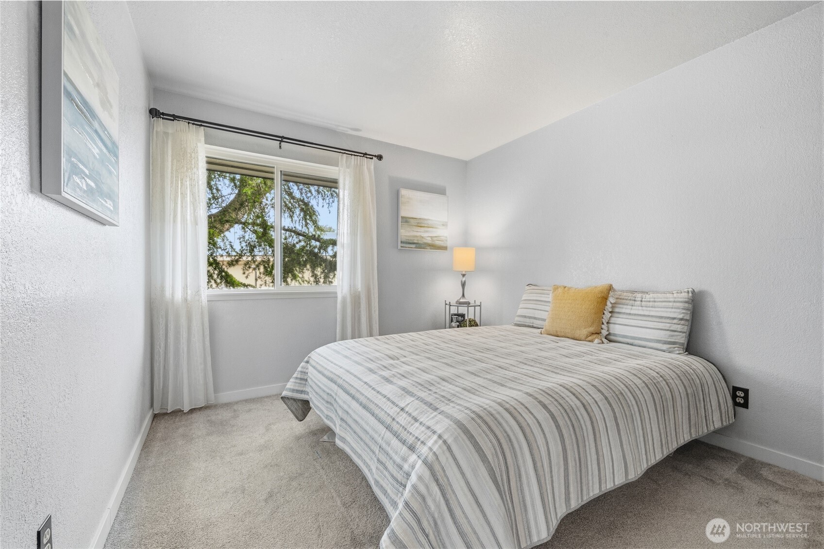 11300 1st Avenue NE Unit: 322