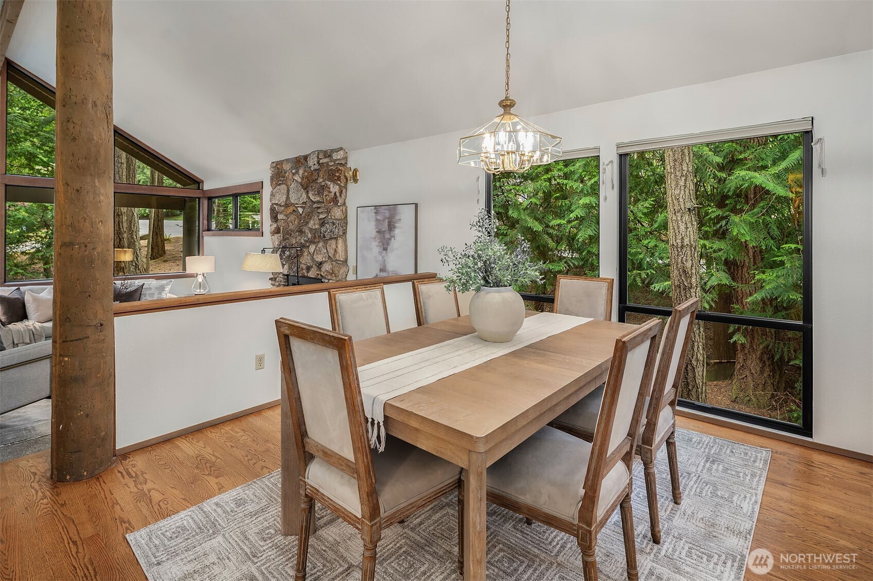 12833 NE 35th Place