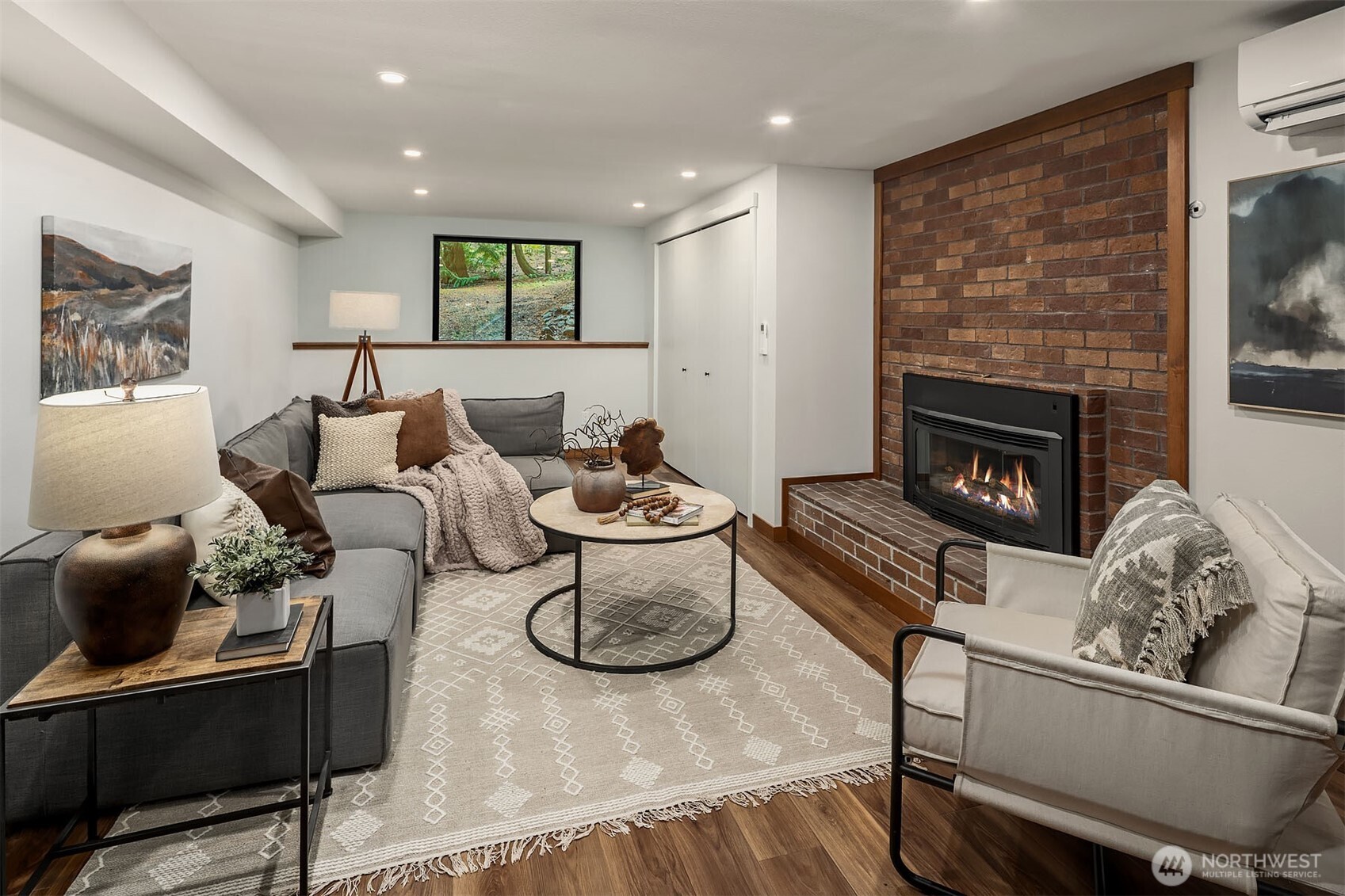 12833 NE 35th Place