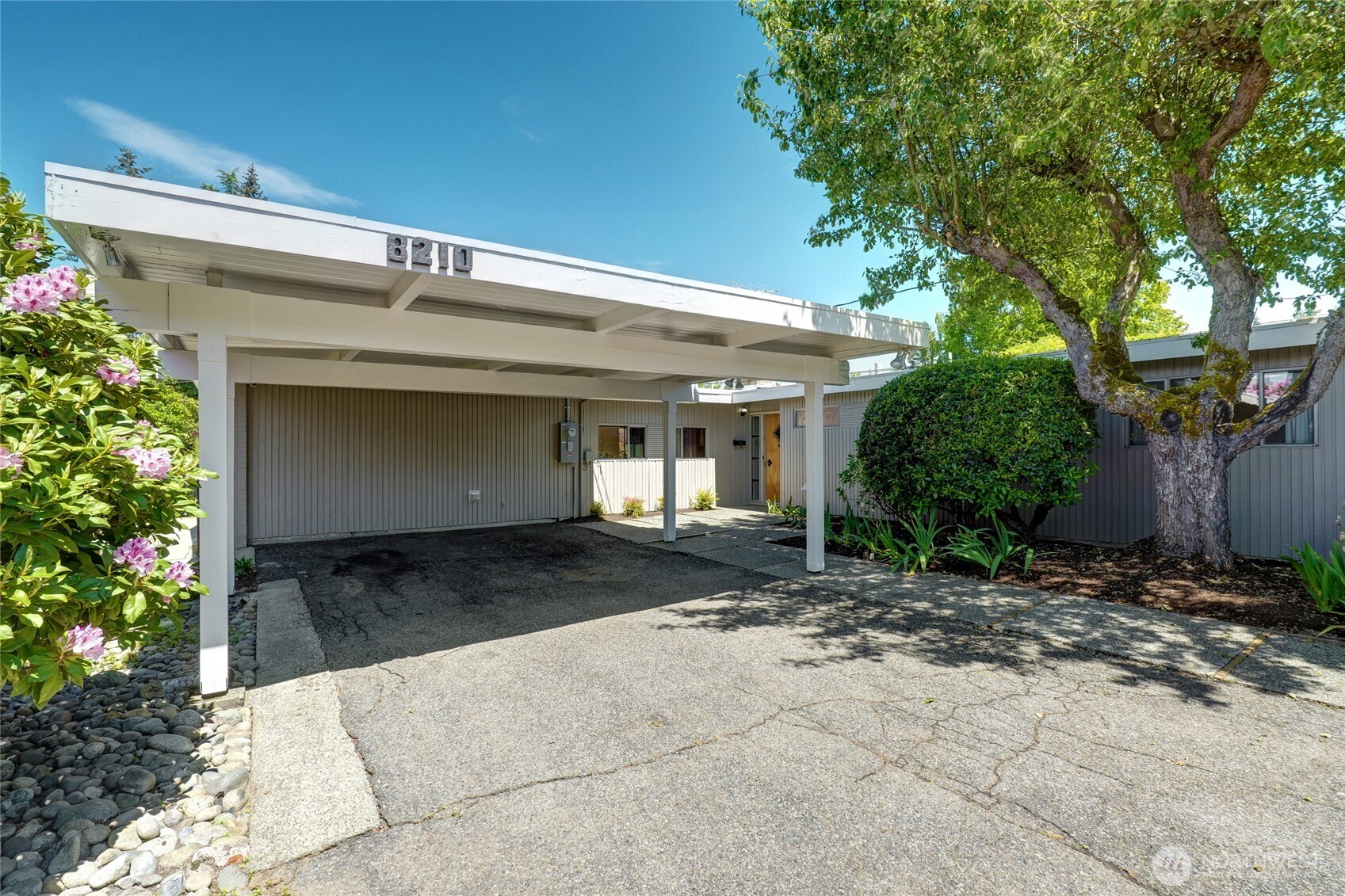 8210 SE 36th Street