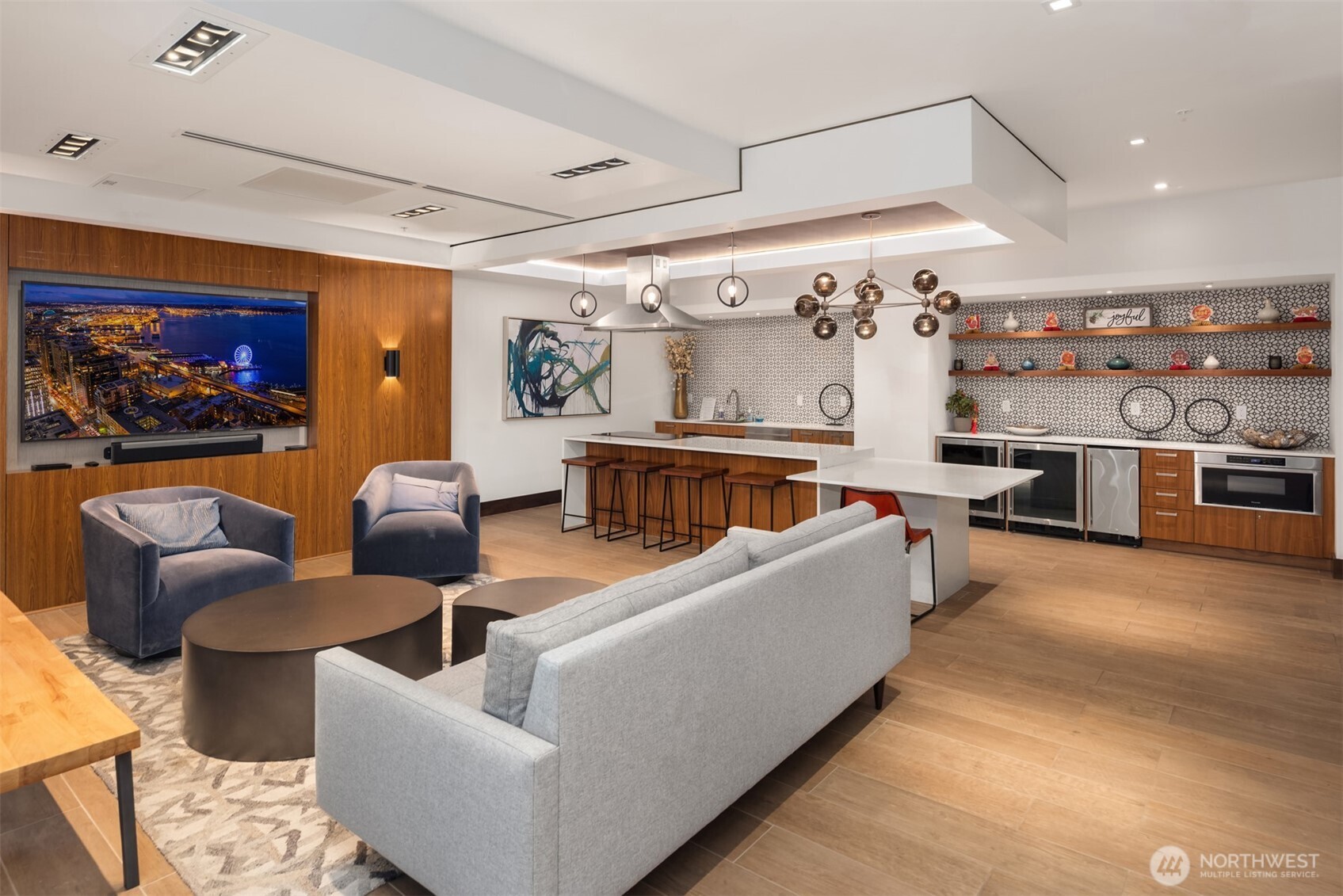 1085 103rd Avenue NE Unit: 328