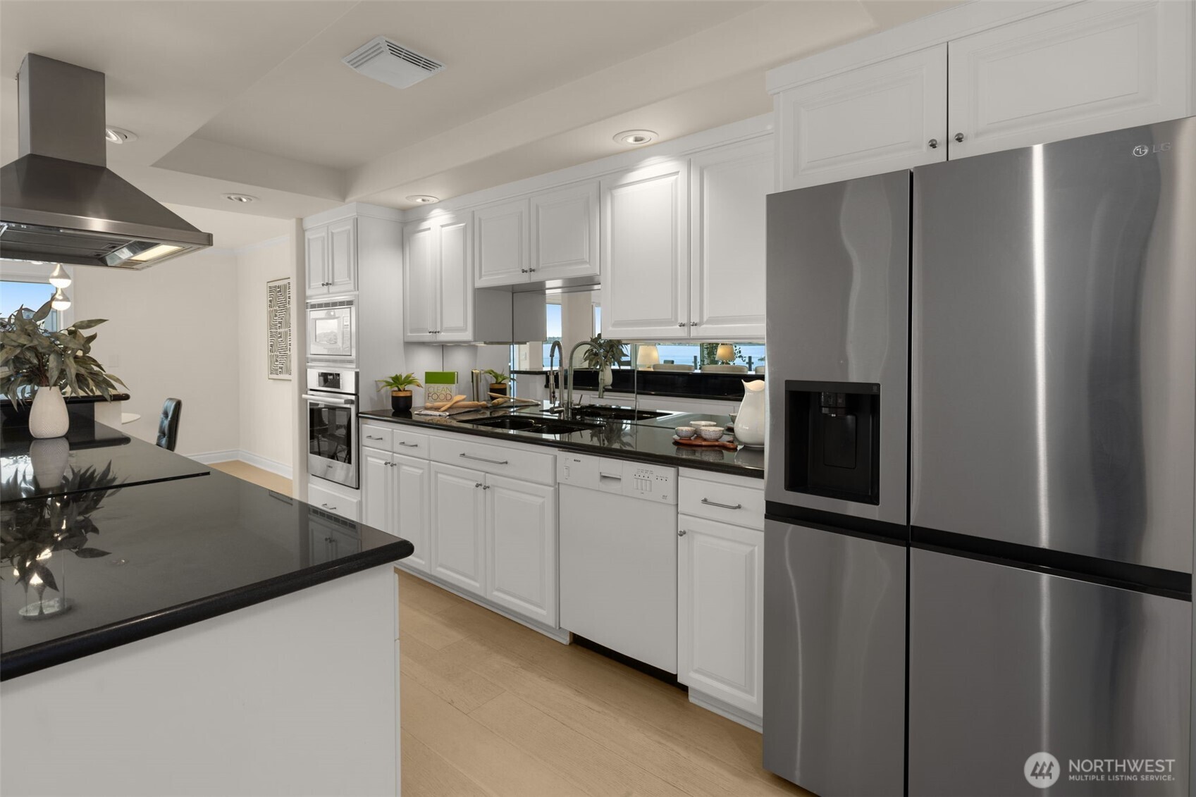 1737 Harbor Avenue SW Unit: 405-S