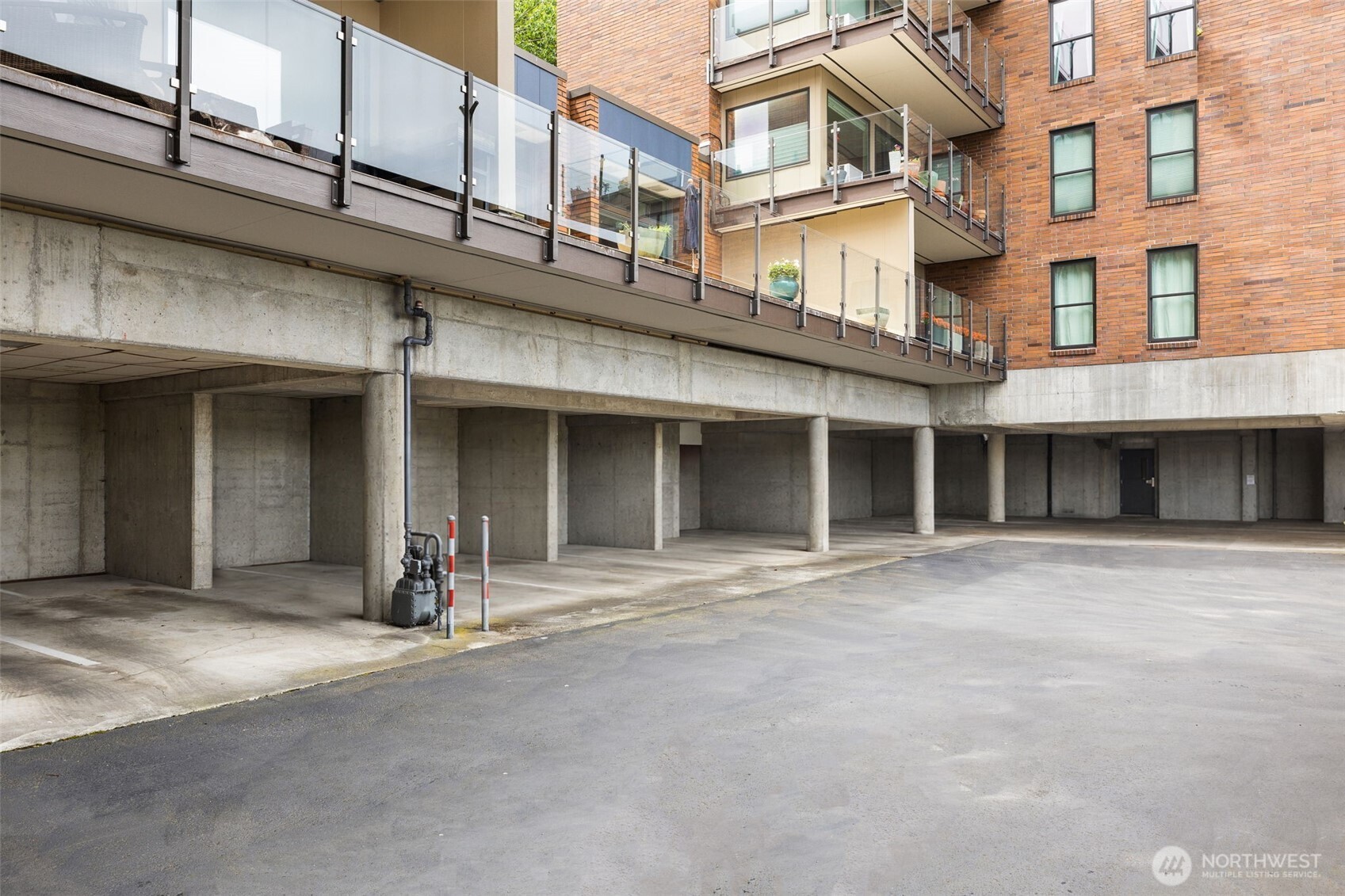 1737 Harbor Avenue SW Unit: 405-S