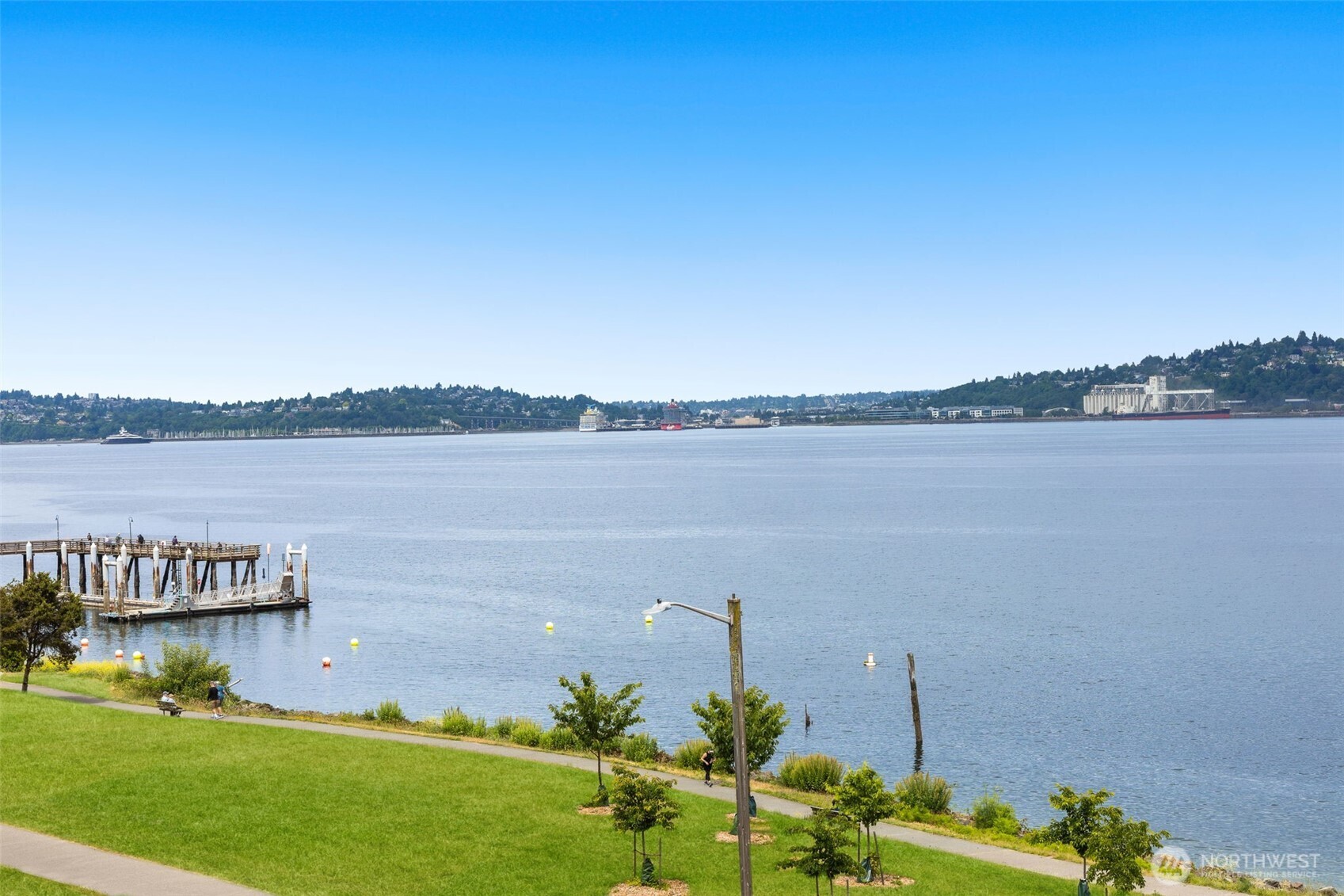 1737 Harbor Avenue SW Unit: 405-S