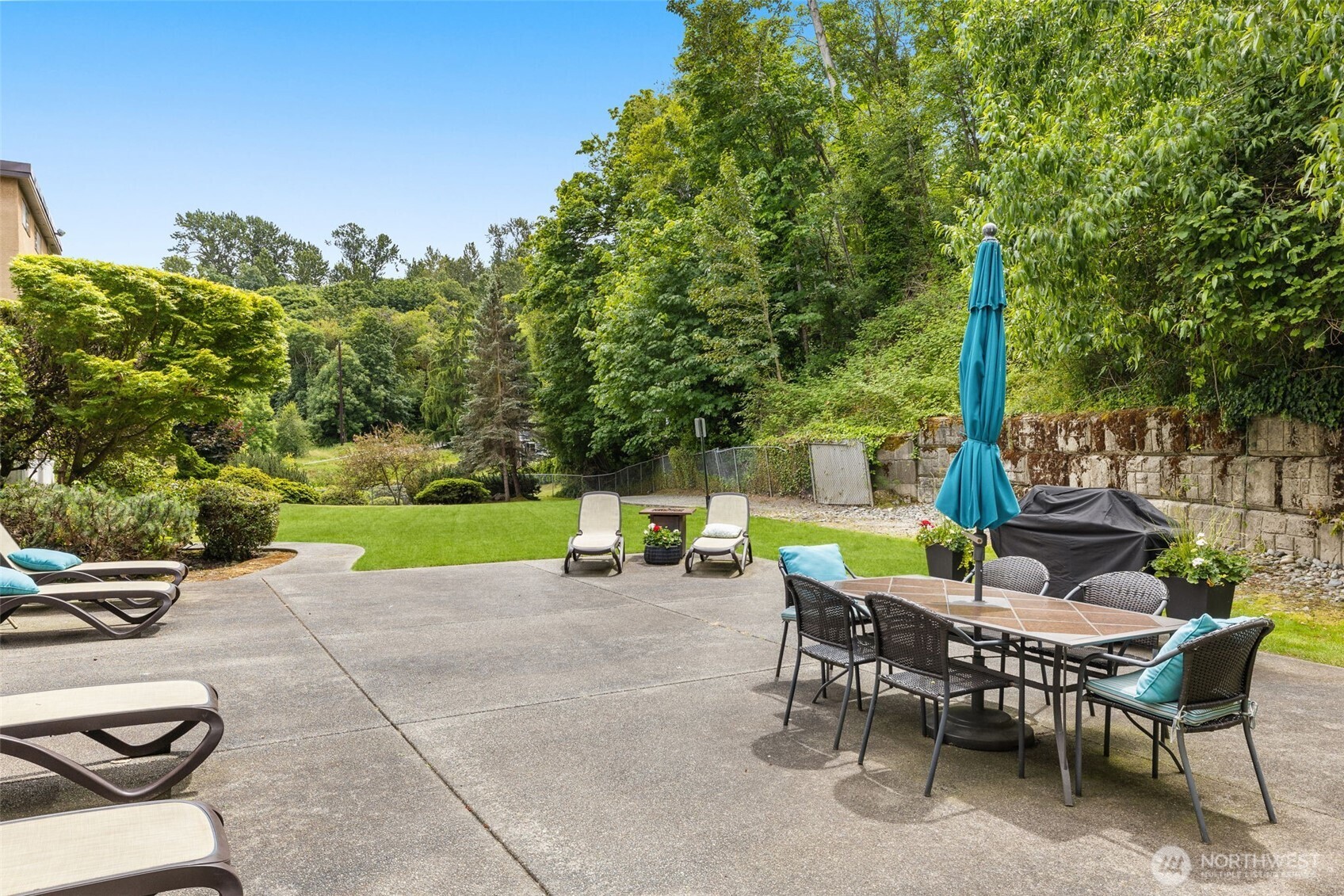 1737 Harbor Avenue SW Unit: 405-S
