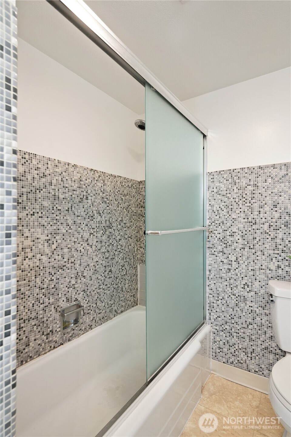 2500 81st Avenue SE Unit: 351