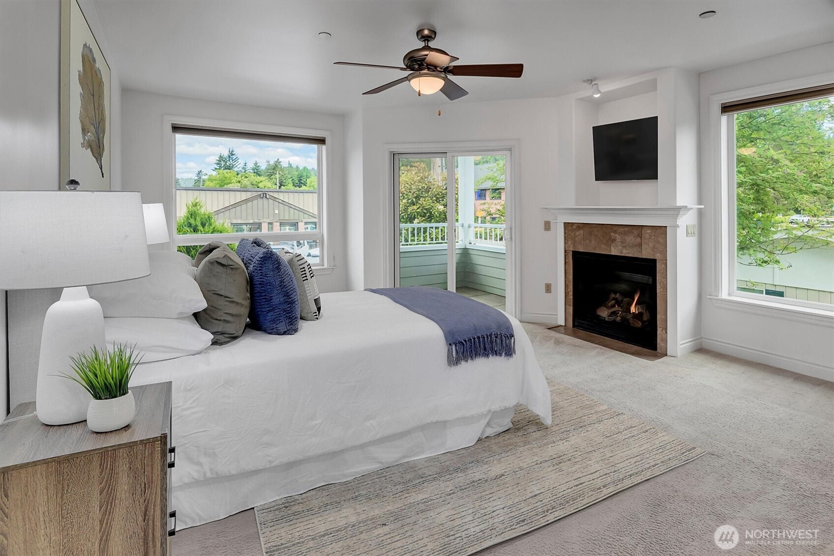 275 E Sunset Way Unit: 1A