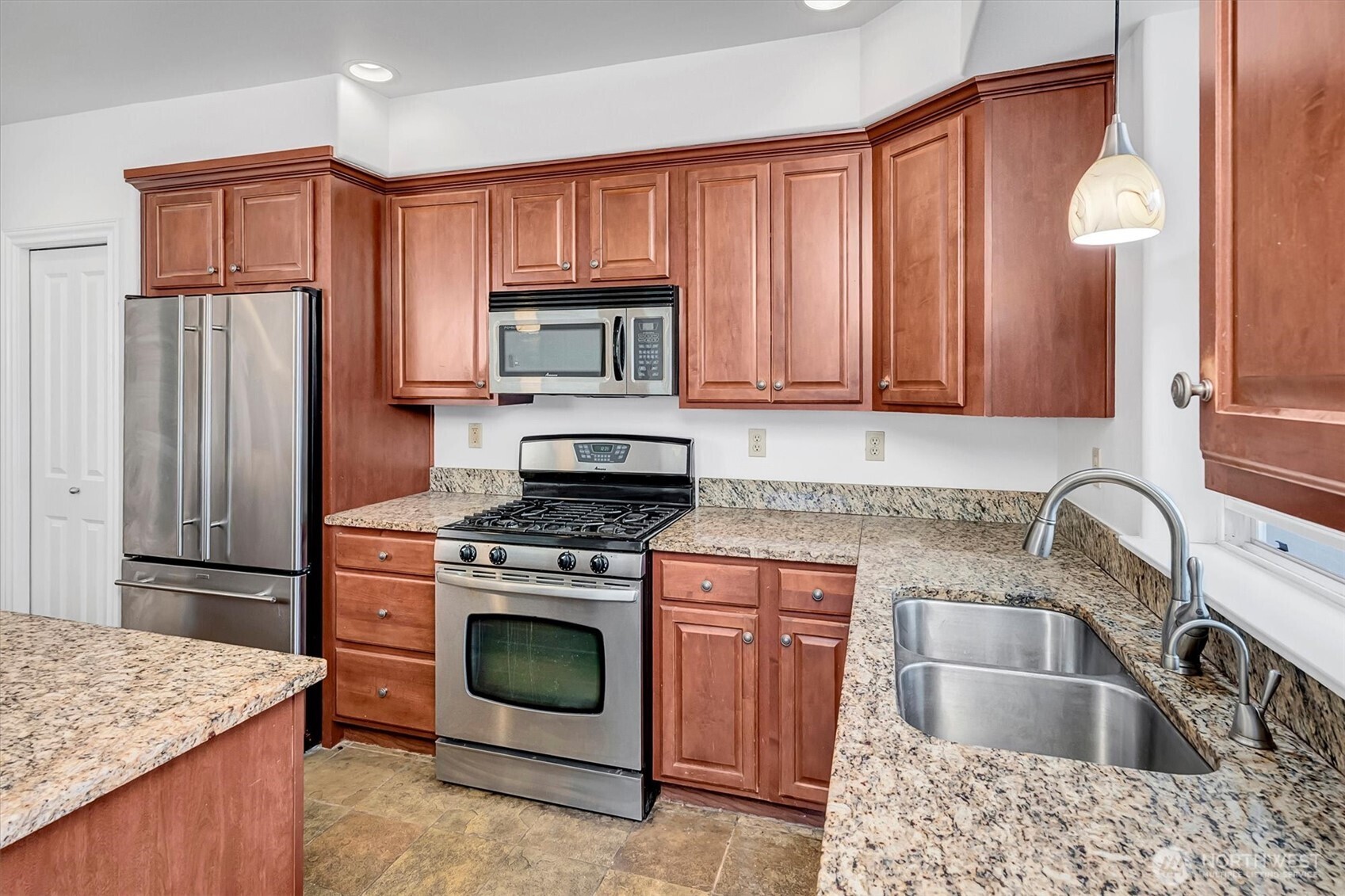 275 E Sunset Way Unit: 1A