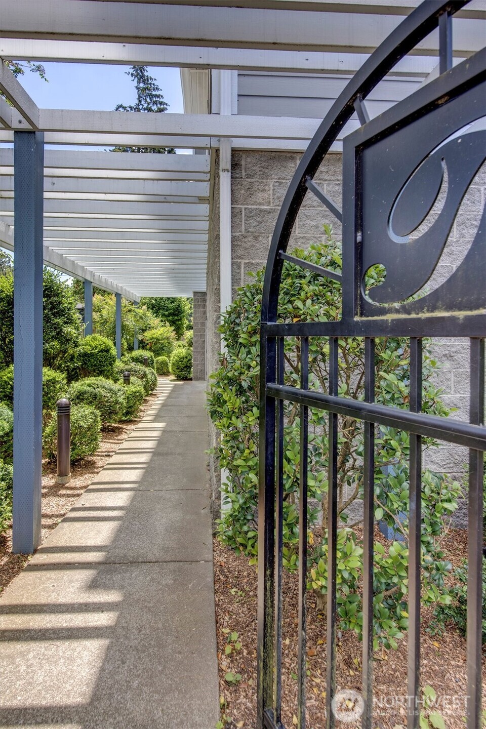 275 E Sunset Way Unit: 1A