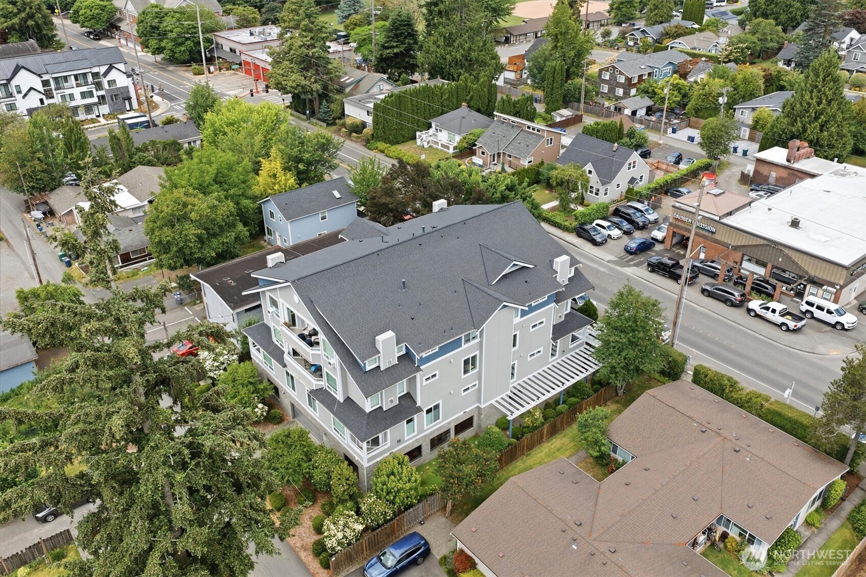275 E Sunset Way Unit: 1A