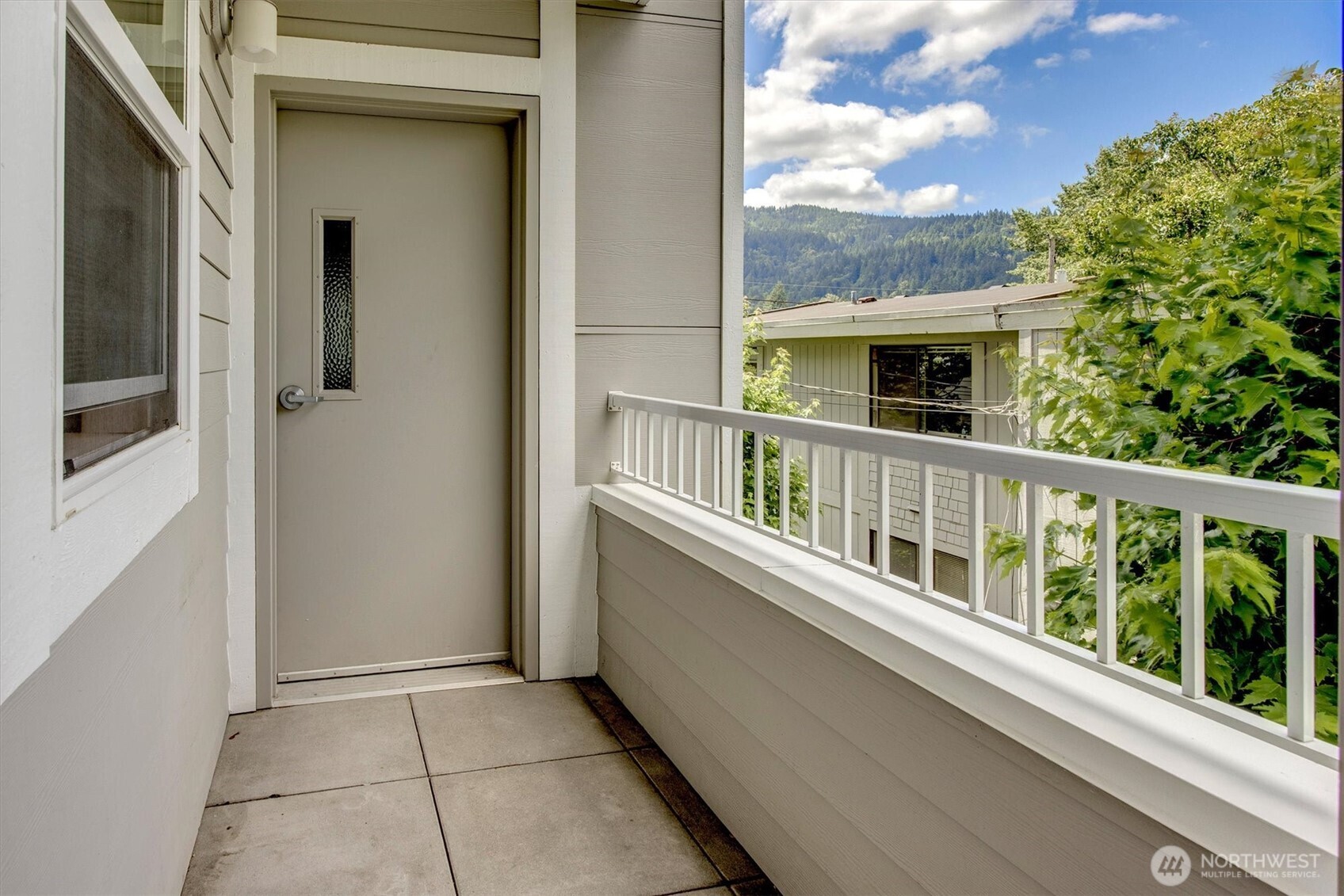 275 E Sunset Way Unit: 1A
