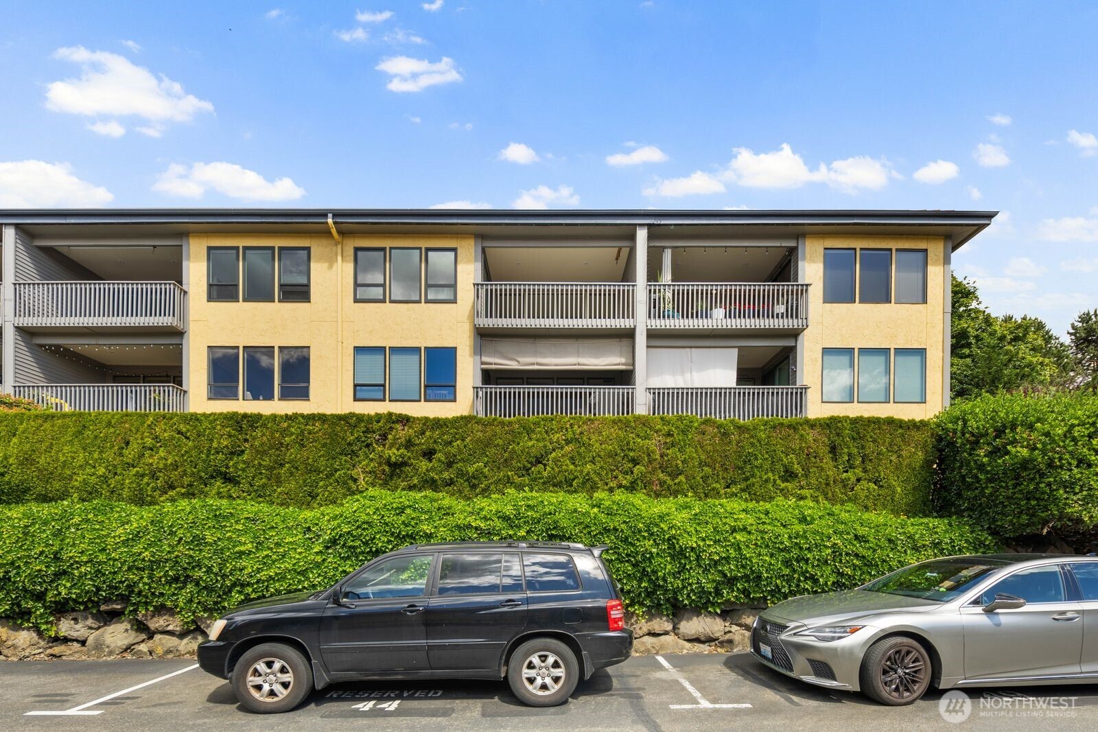 11630 100th Avenue NE Unit: B319