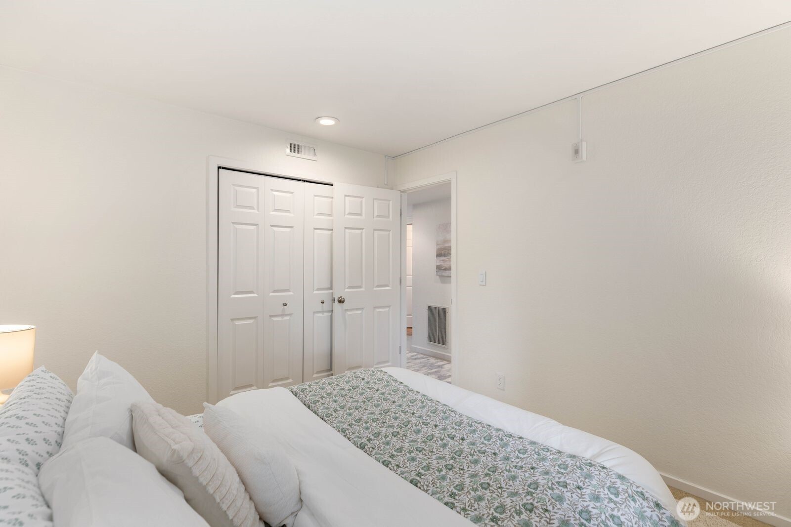 11630 100th Avenue NE Unit: B319