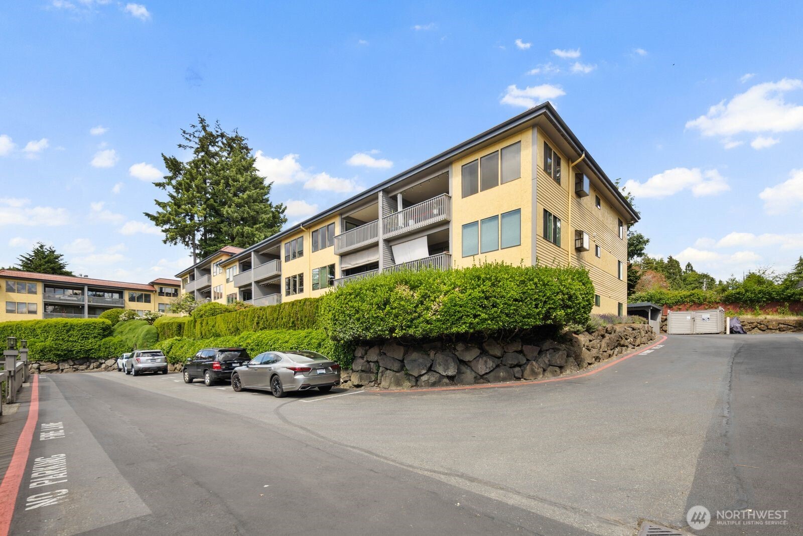 11630 100th Avenue NE Unit: B319