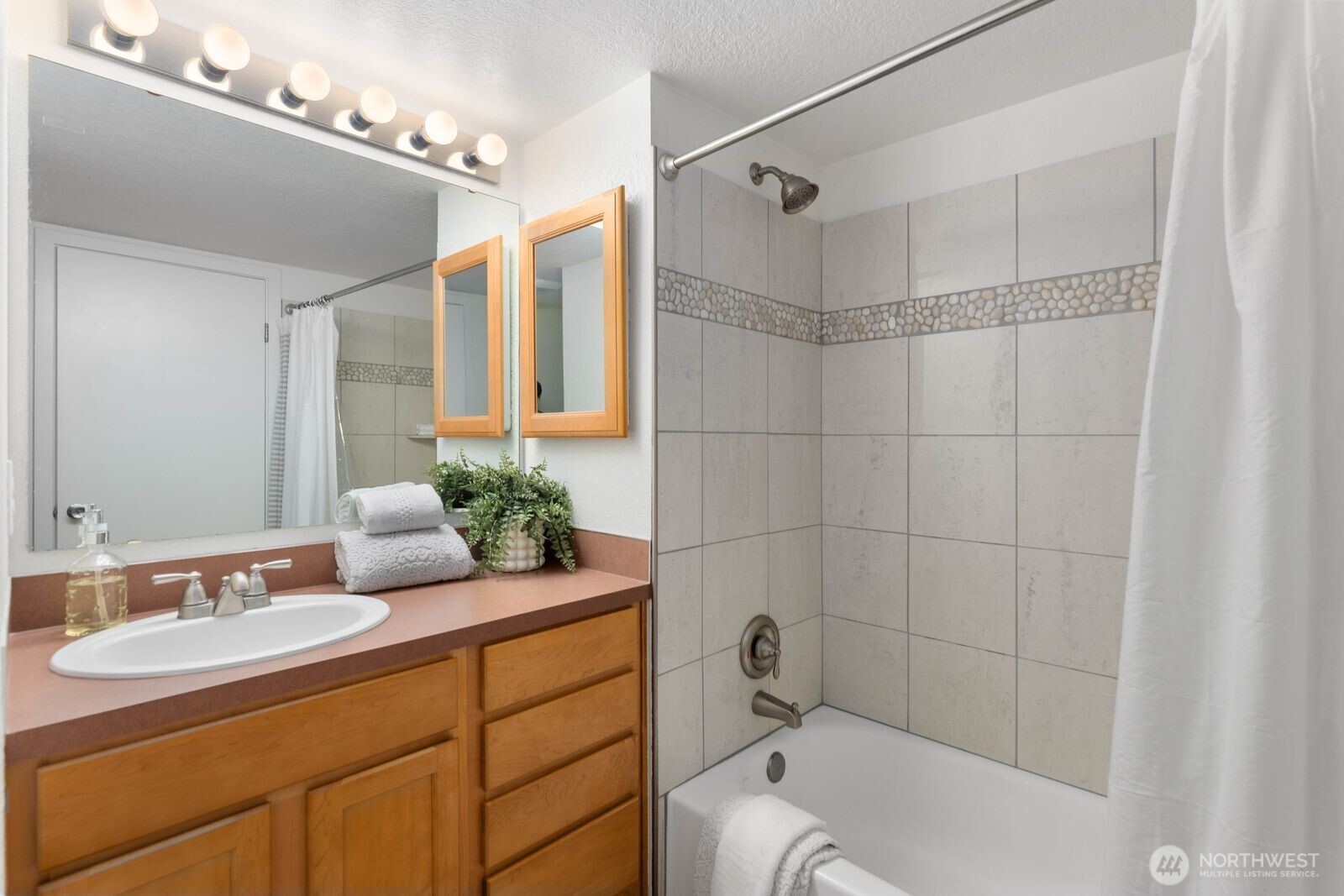 11630 100th Avenue NE Unit: B319