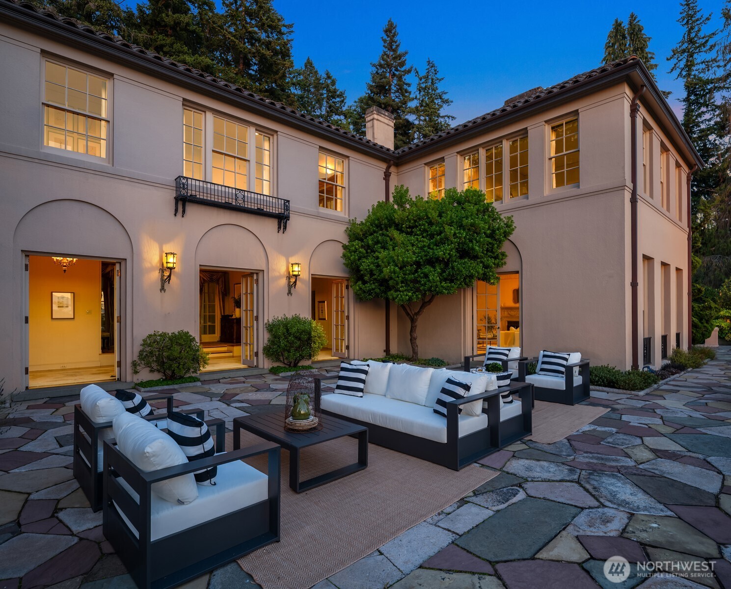 49 NW Cherry Loop