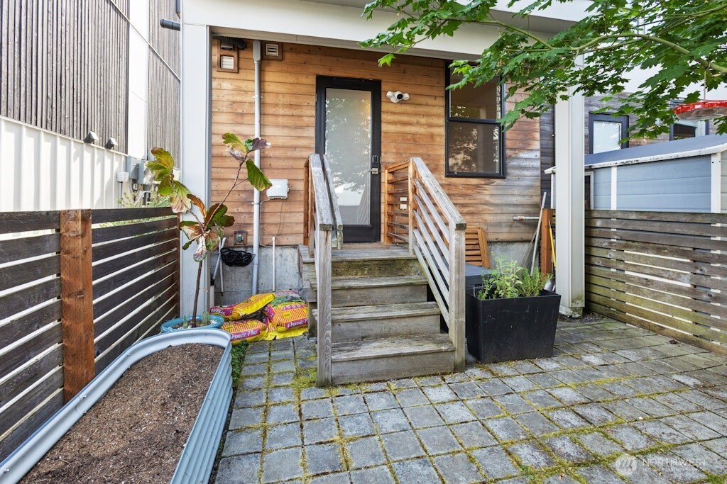 2233 Minor Avenue Unit: C