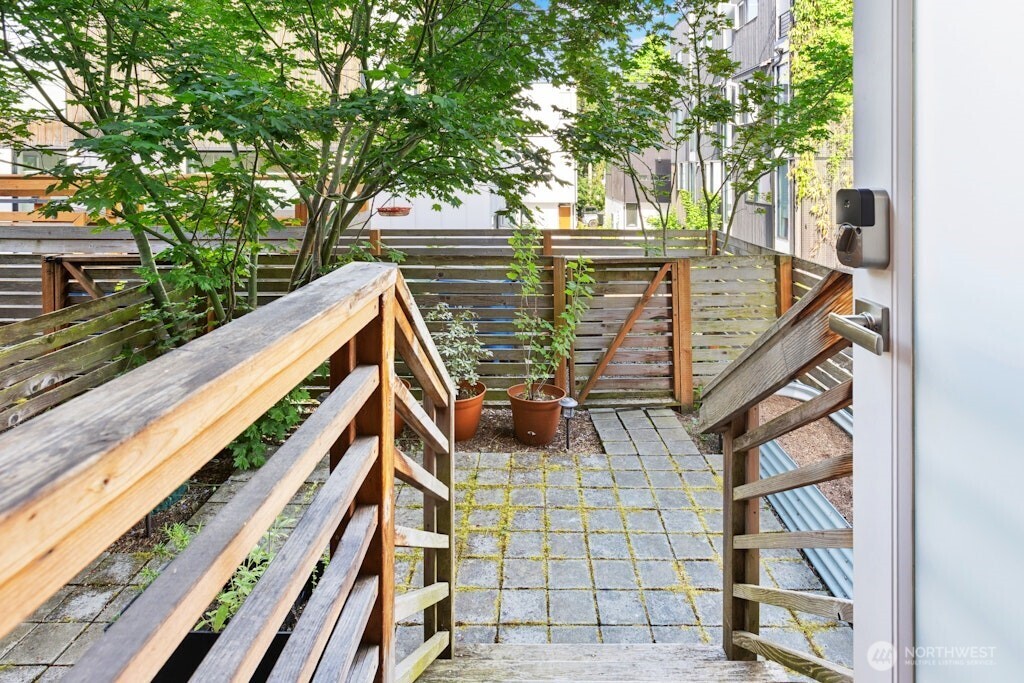 2233 Minor Avenue Unit: C