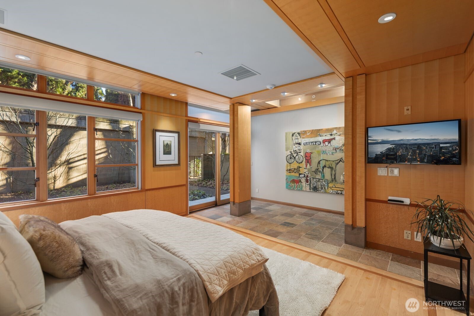 5505 Lake Washington Boulevard NE Unit: 1-E