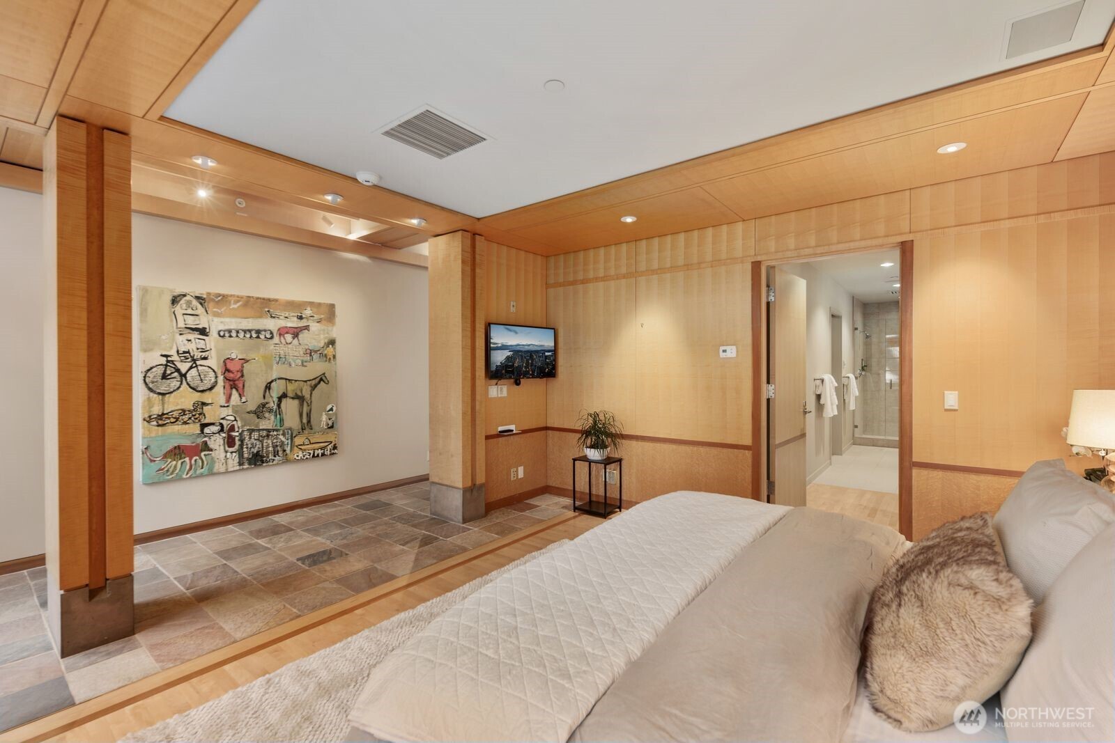 5505 Lake Washington Boulevard NE Unit: 1-E