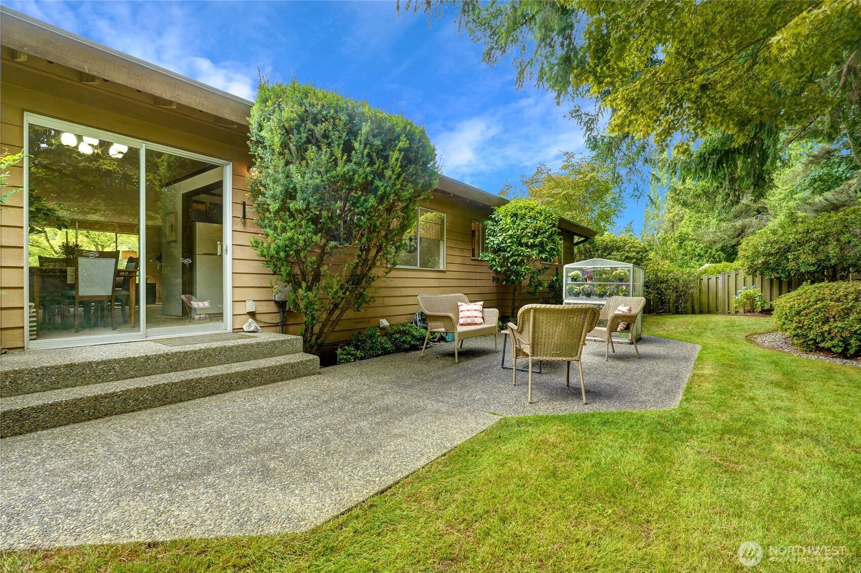 14860 NE 13th Street