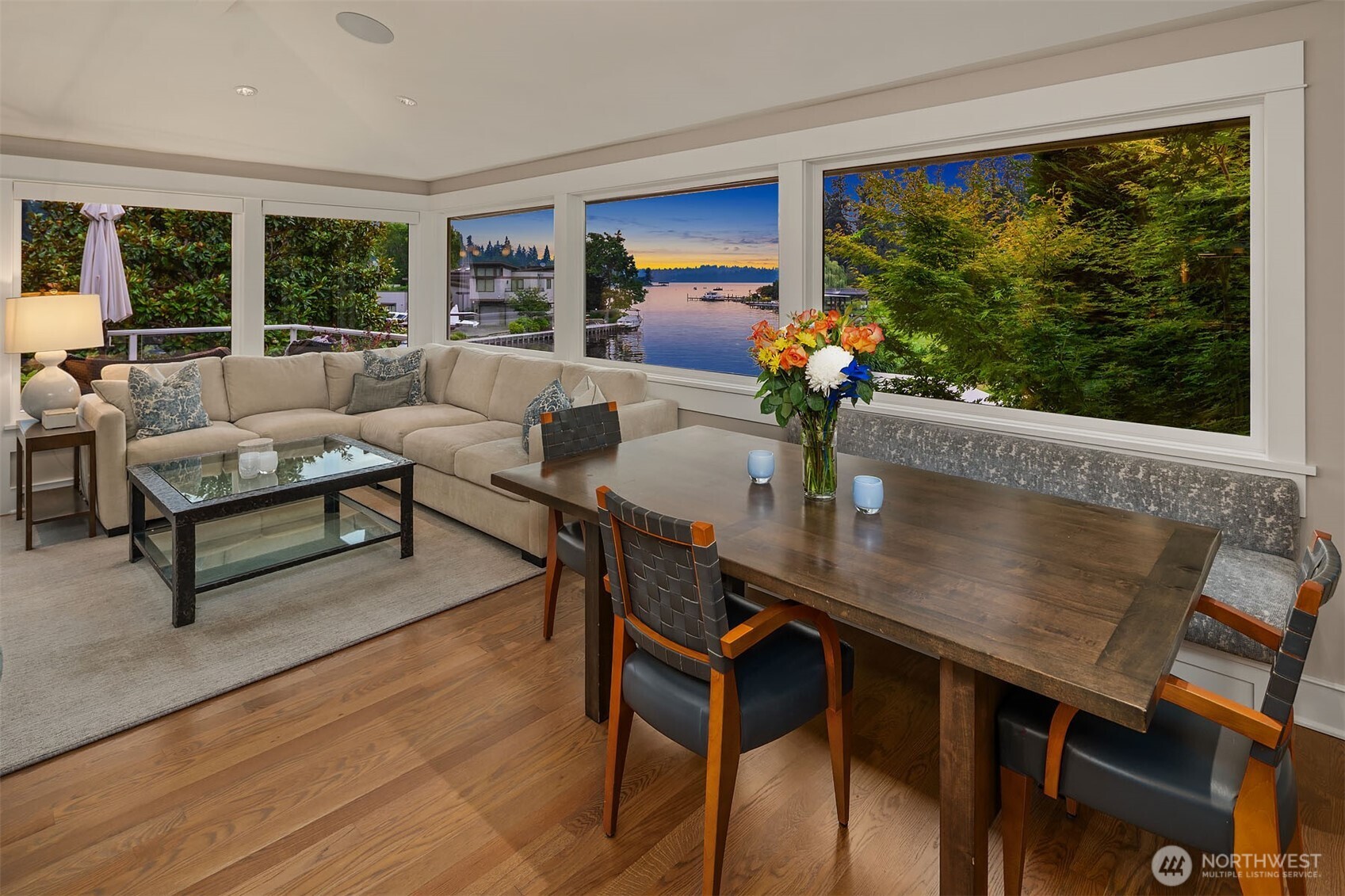 3135 Hunts Point Circle