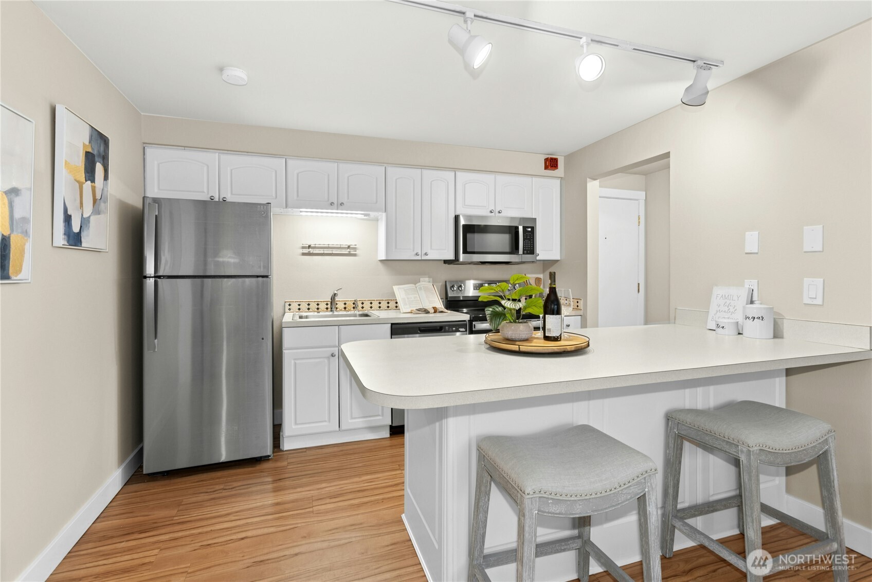 11208 NE 68th Street Unit: 110