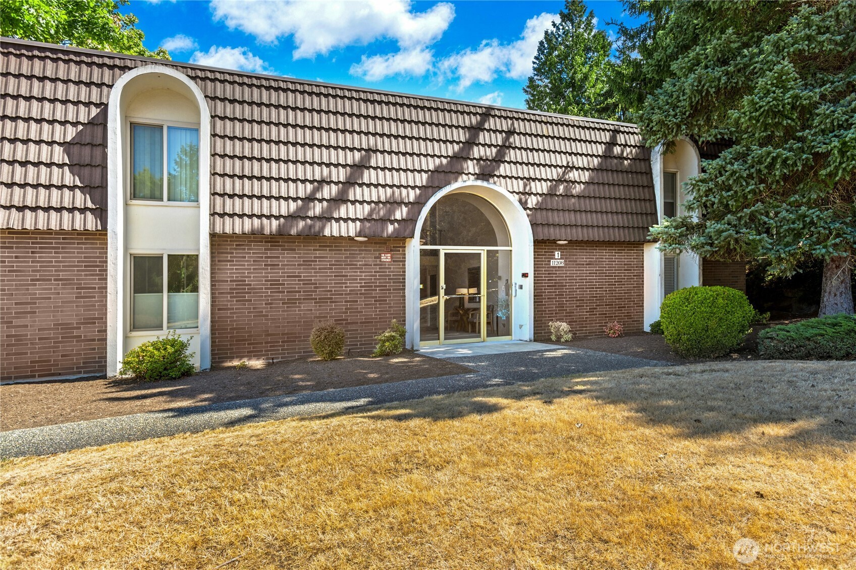 11208 NE 68th Street Unit: 110