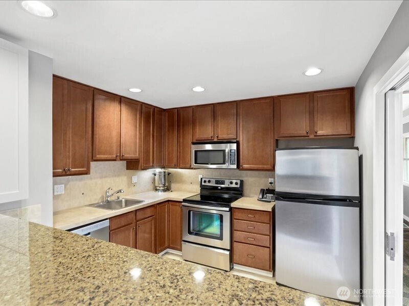 22527 SE 38th Terrace Unit: 1424