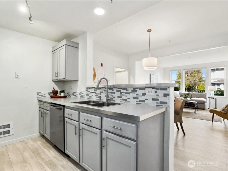 22527 SE 38th Terrace Unit: 1424