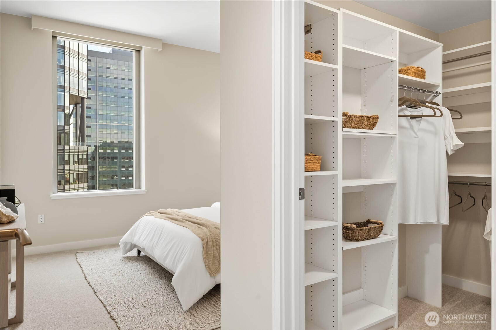 10650 NE 9th Place Unit: 2122