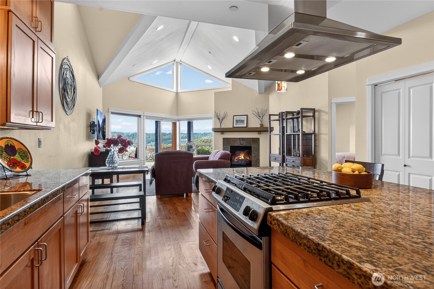 383 NE Romance Hill Road Unit: C