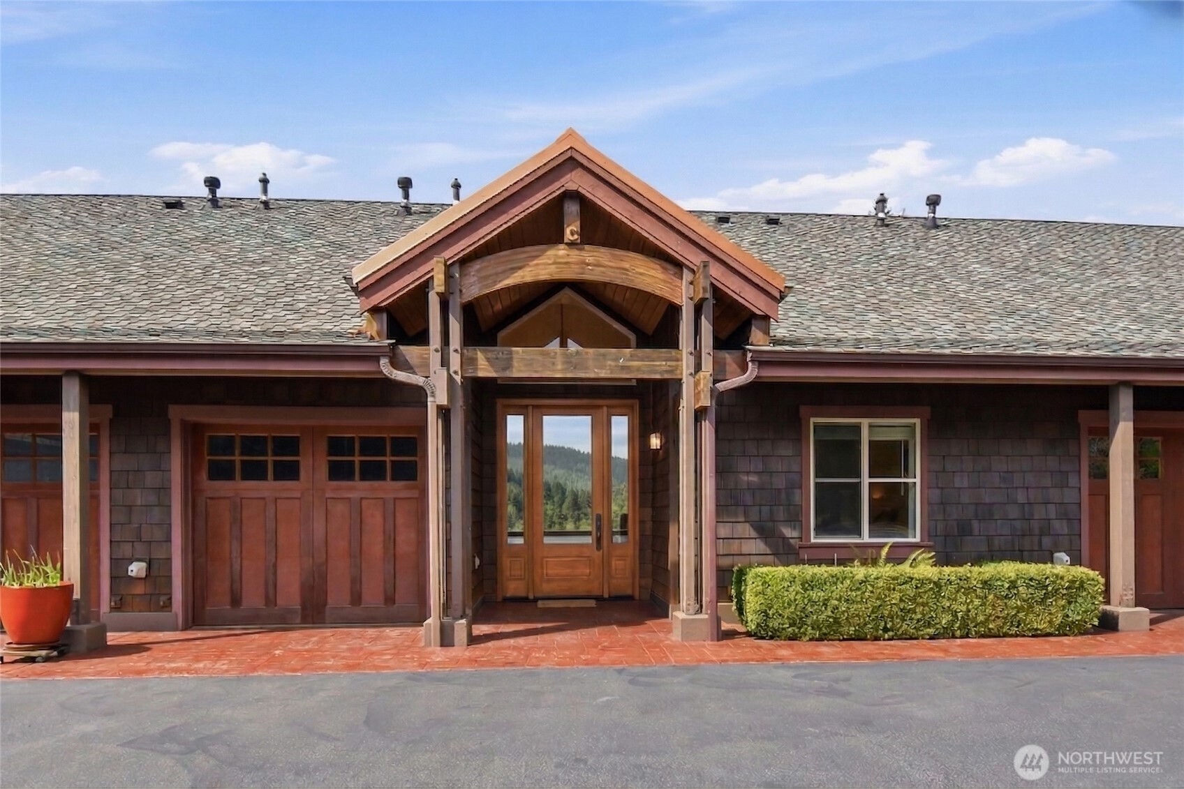 383 NE Romance Hill Road Unit: C