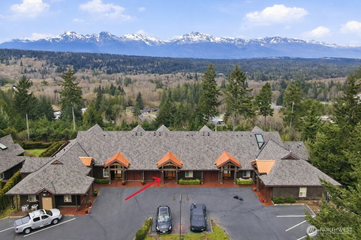 383 NE Romance Hill Road Unit: C