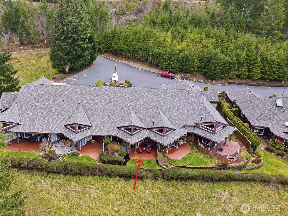383 NE Romance Hill Road Unit: C