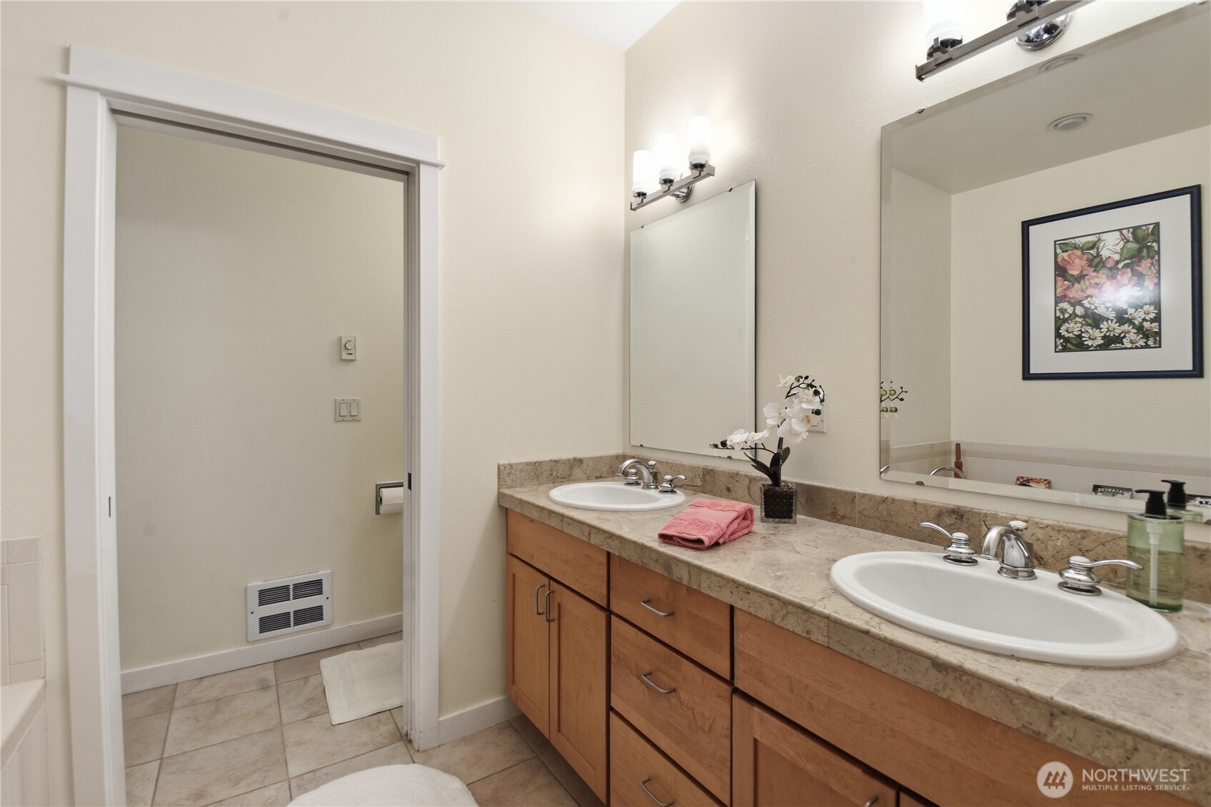 383 NE Romance Hill Road Unit: C