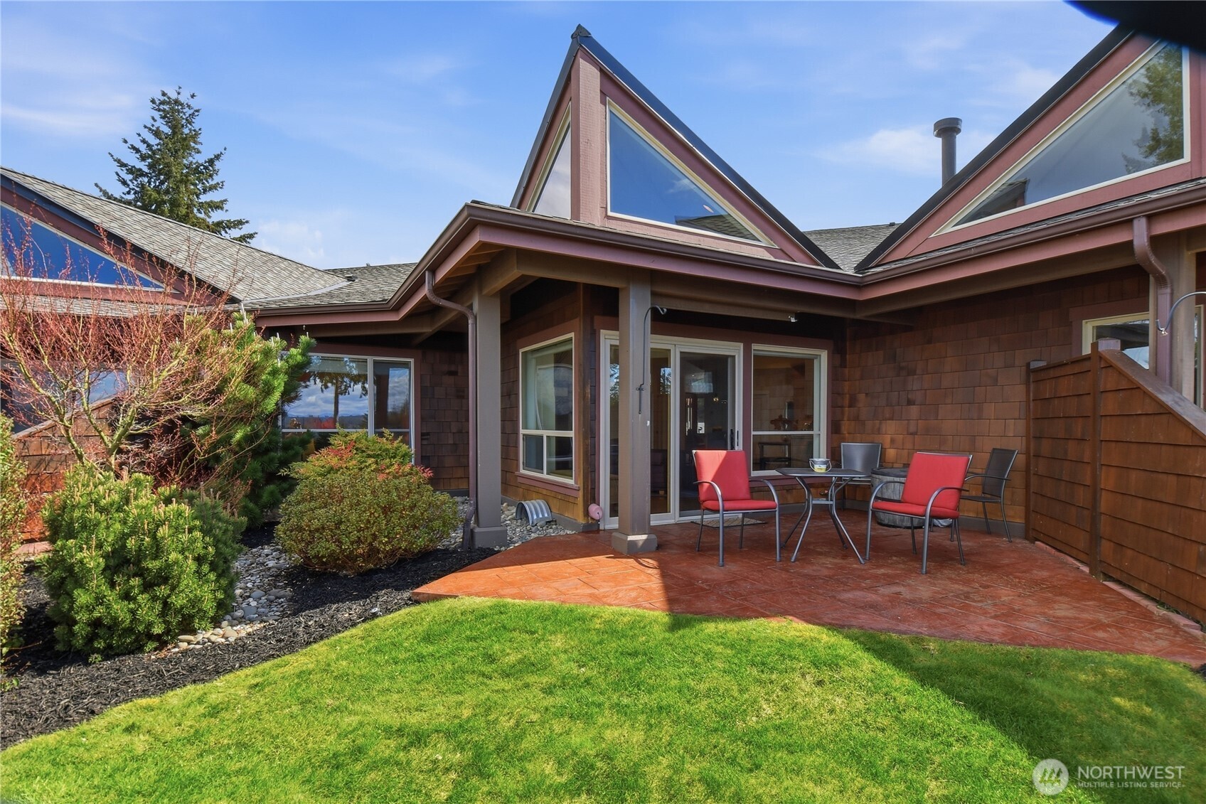 383 NE Romance Hill Road Unit: C