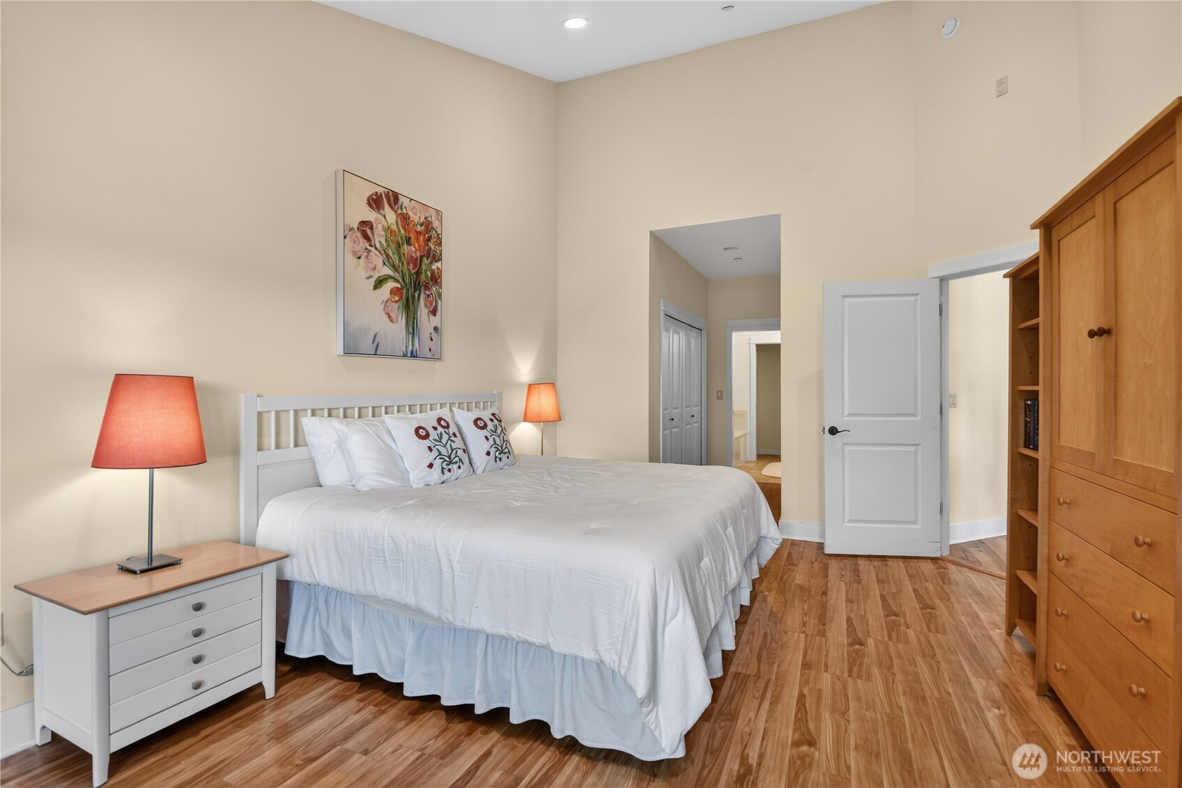 383 NE Romance Hill Road Unit: C